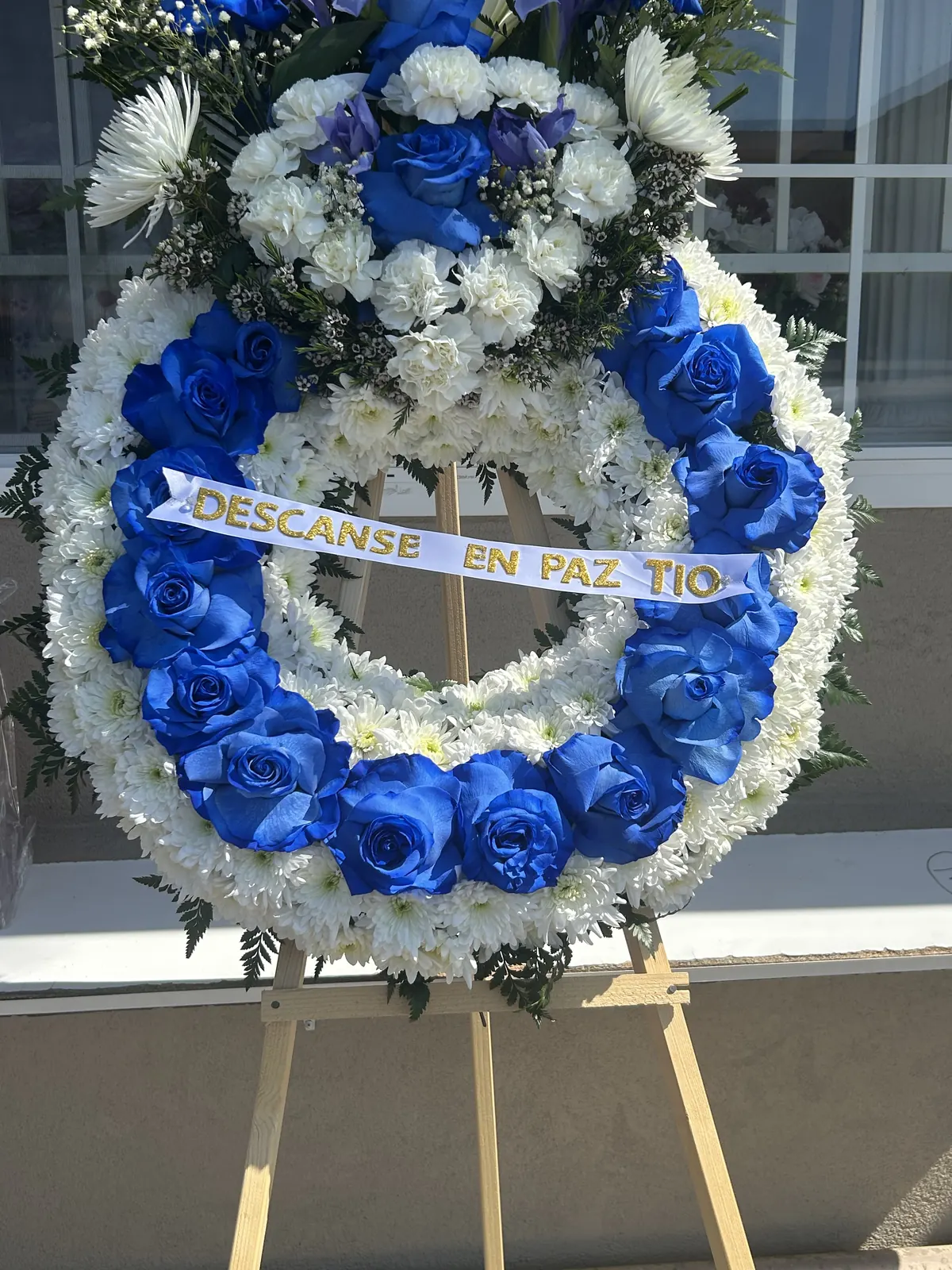 corona funeral wreath blue 02