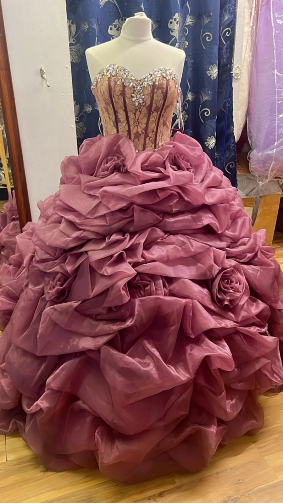 vestido quinceanera malva mauve rosas 02